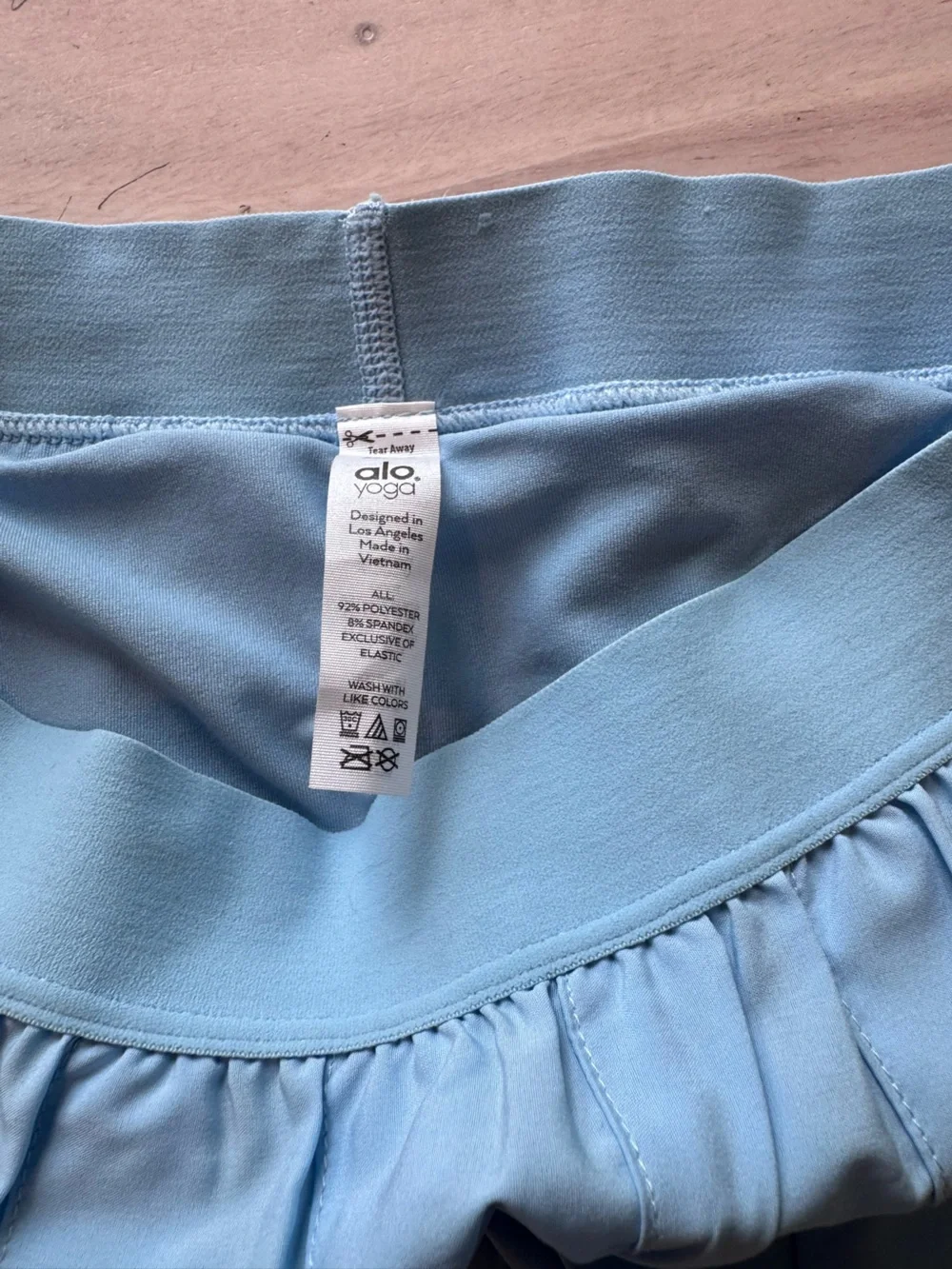 NWT Alo Yoga Varsity Tennis Skirt blue skies size xxs